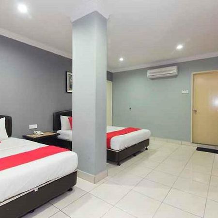 ปูเตรี อัมปัง โฮเต็ล Hotel ภายนอก รูปภาพ