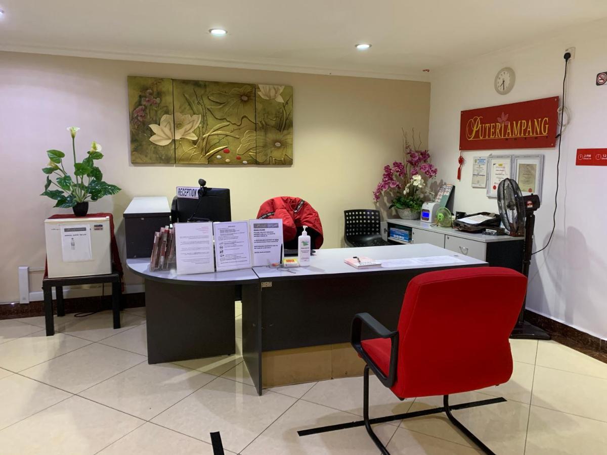 ปูเตรี อัมปัง โฮเต็ล Hotel ภายนอก รูปภาพ