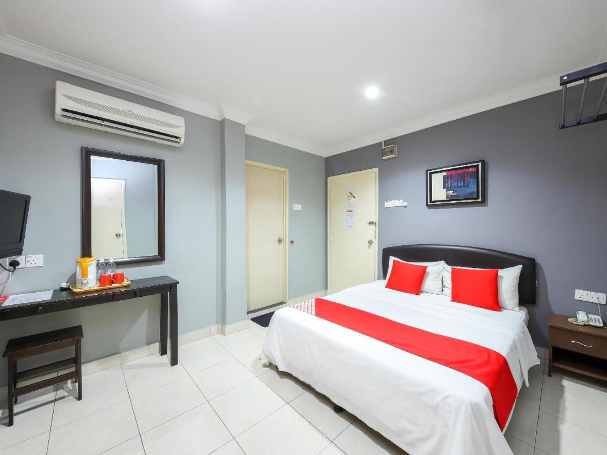 ปูเตรี อัมปัง โฮเต็ล Hotel ภายนอก รูปภาพ