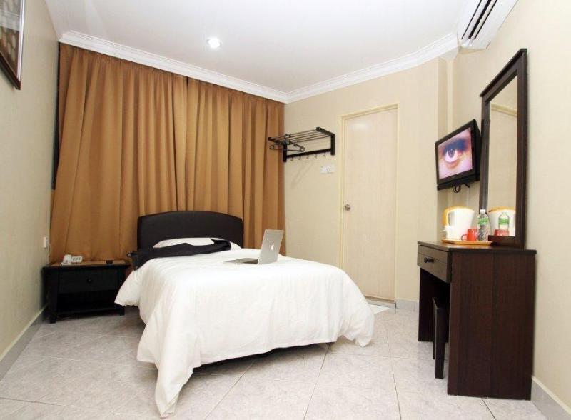ปูเตรี อัมปัง โฮเต็ล Hotel ภายนอก รูปภาพ
