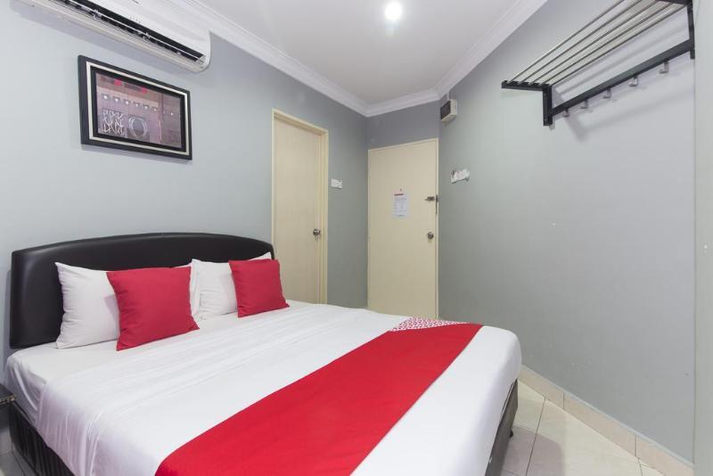 ปูเตรี อัมปัง โฮเต็ล Hotel ภายนอก รูปภาพ