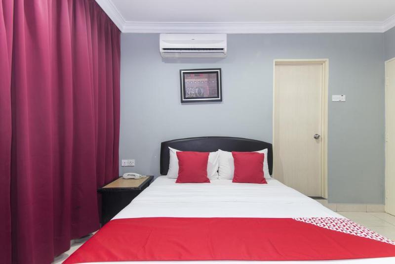 ปูเตรี อัมปัง โฮเต็ล Hotel ภายนอก รูปภาพ