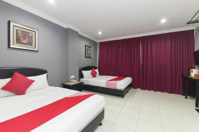 ปูเตรี อัมปัง โฮเต็ล Hotel ภายนอก รูปภาพ