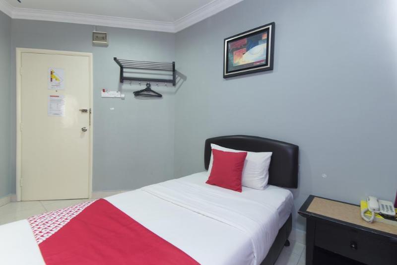 ปูเตรี อัมปัง โฮเต็ล Hotel ภายนอก รูปภาพ