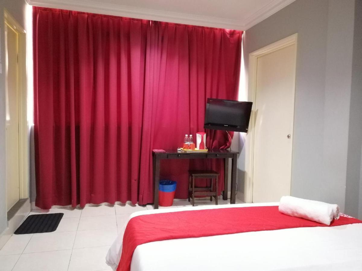 ปูเตรี อัมปัง โฮเต็ล Hotel ภายนอก รูปภาพ