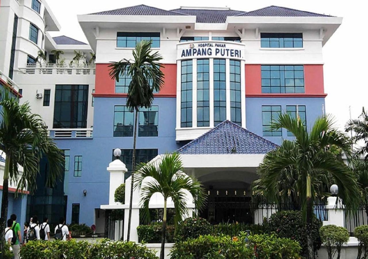 ปูเตรี อัมปัง โฮเต็ล Hotel ภายนอก รูปภาพ